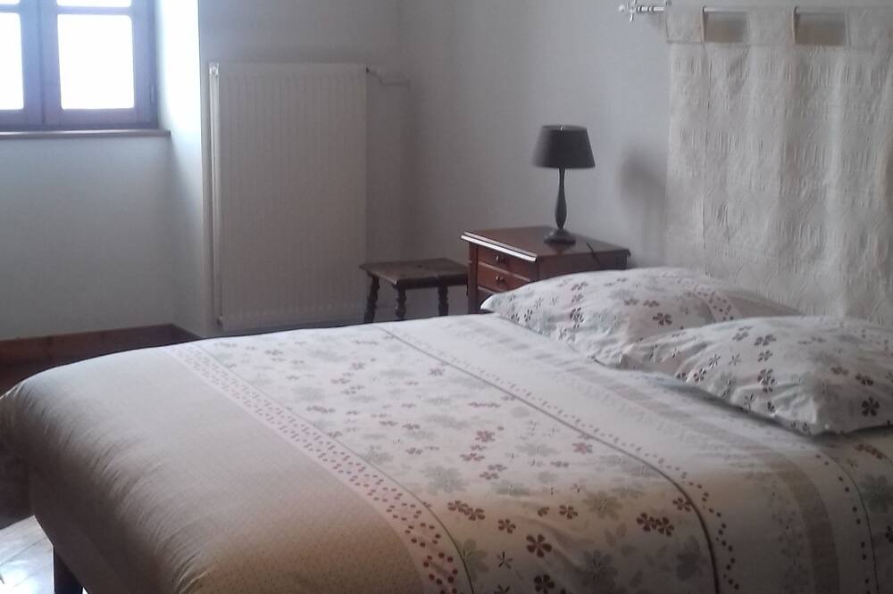 Photo of Bedroom in Charols