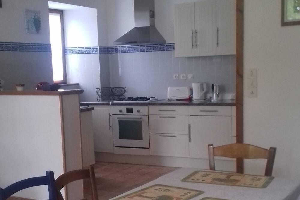 Photo of Kitchen in Charols