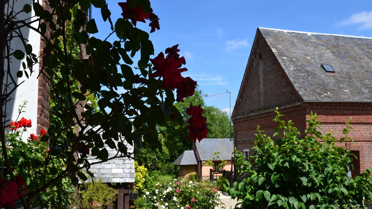 Photo of Buildings in Bures-en-Bray