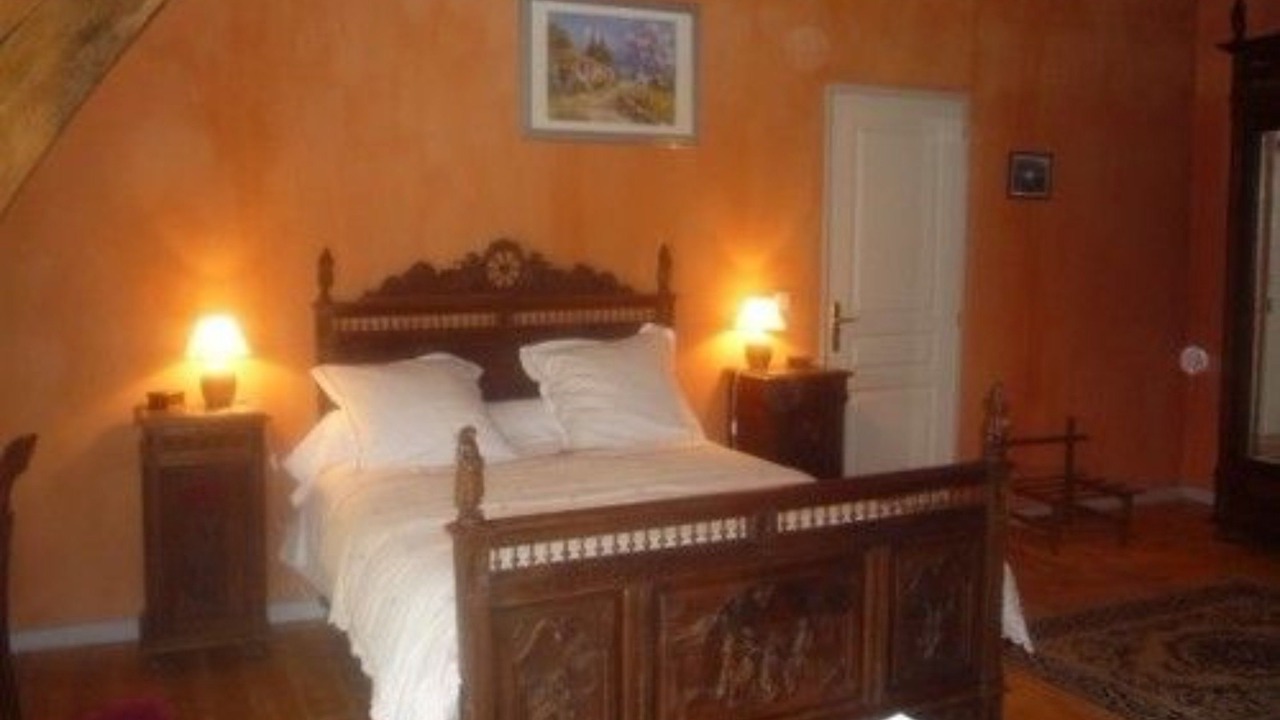Photo of Bedroom in Bures-en-Bray
