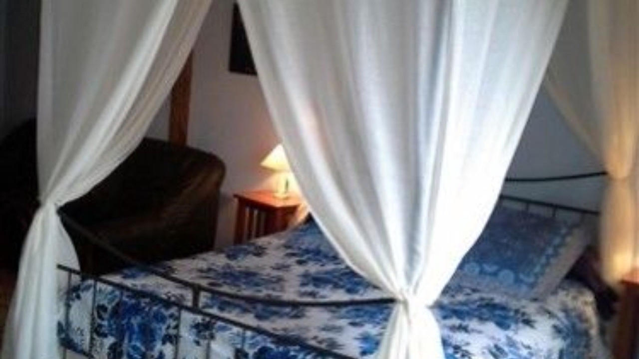 Photo of Bedroom in Bures-en-Bray