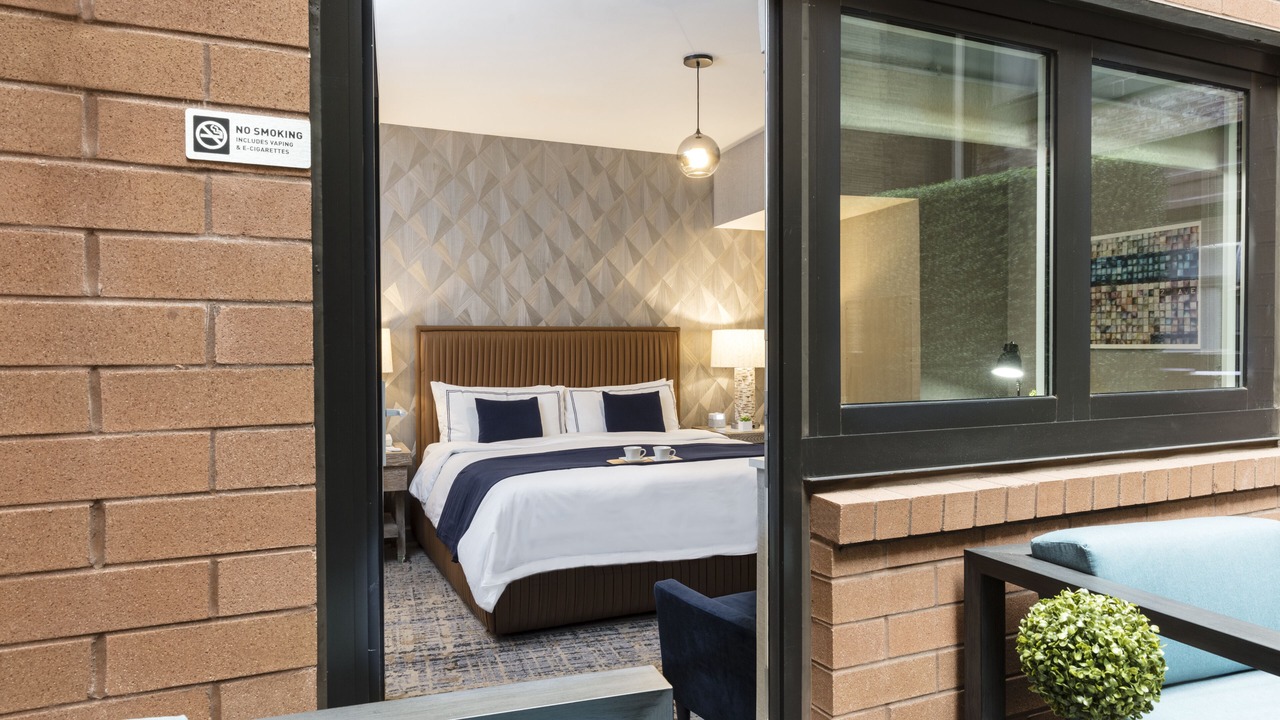 Photo of Others in Financial District