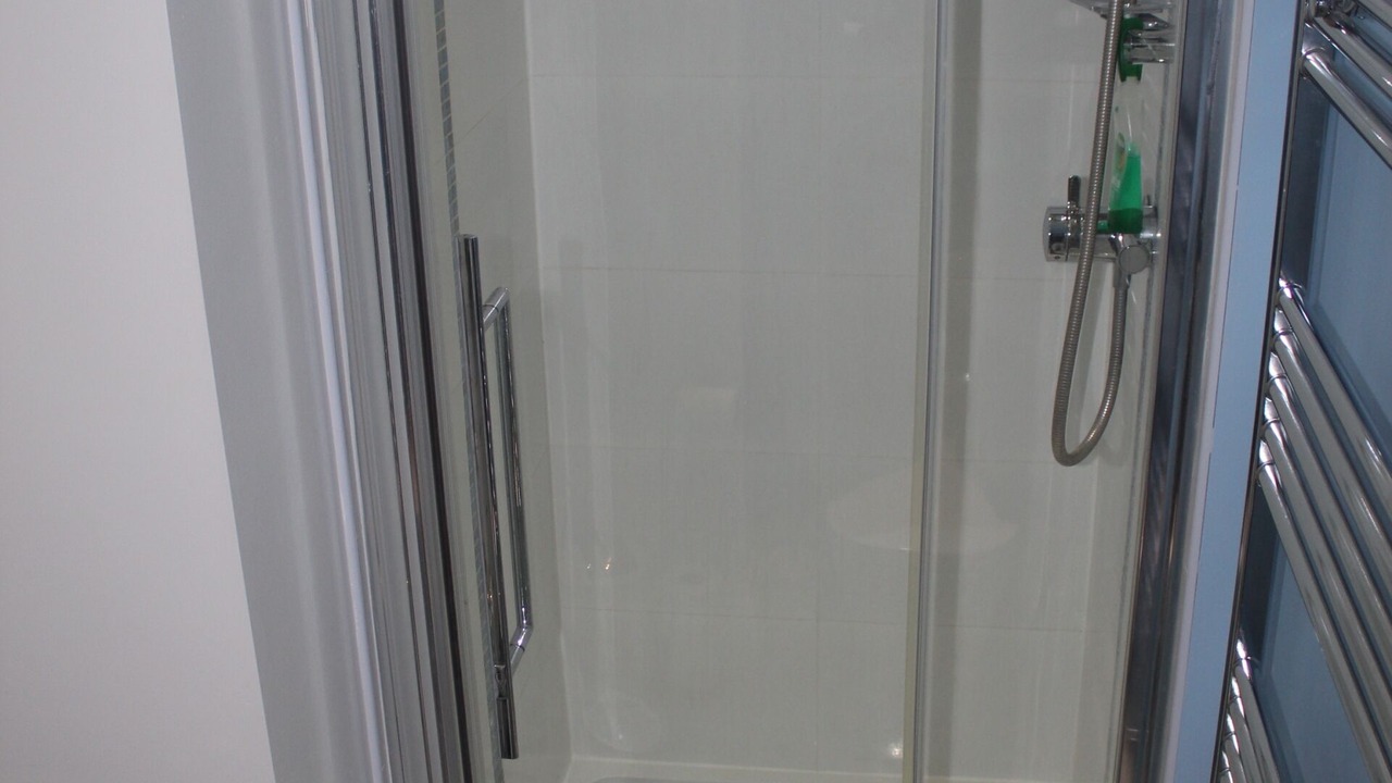 Photo of Bathroom in Kennington