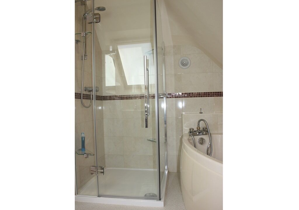 Photo of Bathroom in Kennington