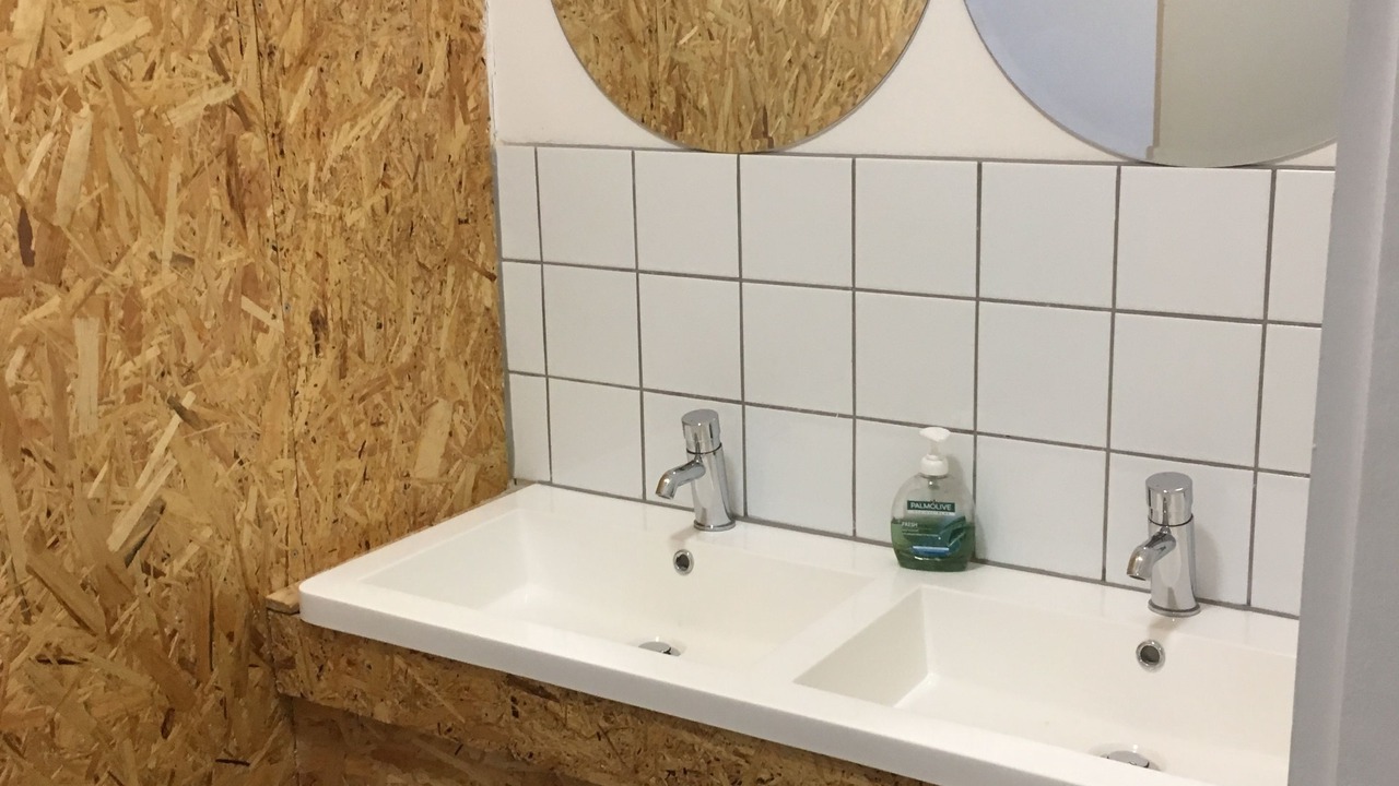 Photo of Others in Wood Green