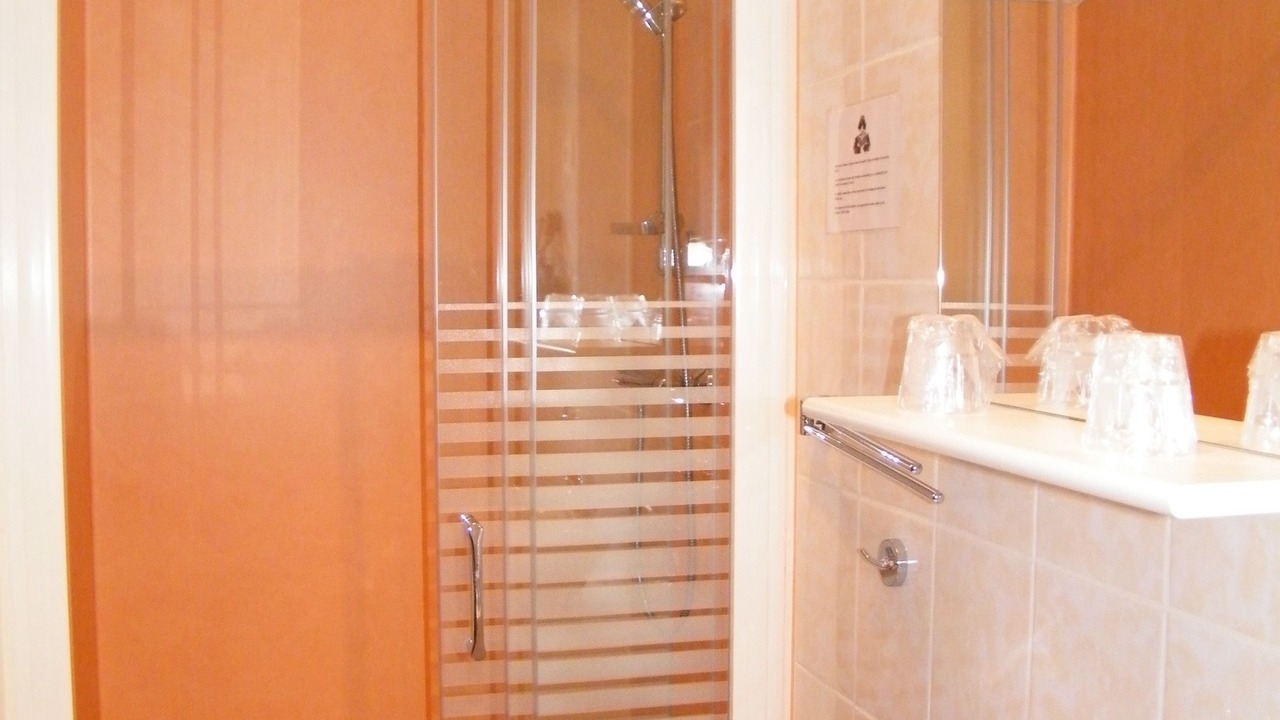 Photo of Bathroom in Grandval