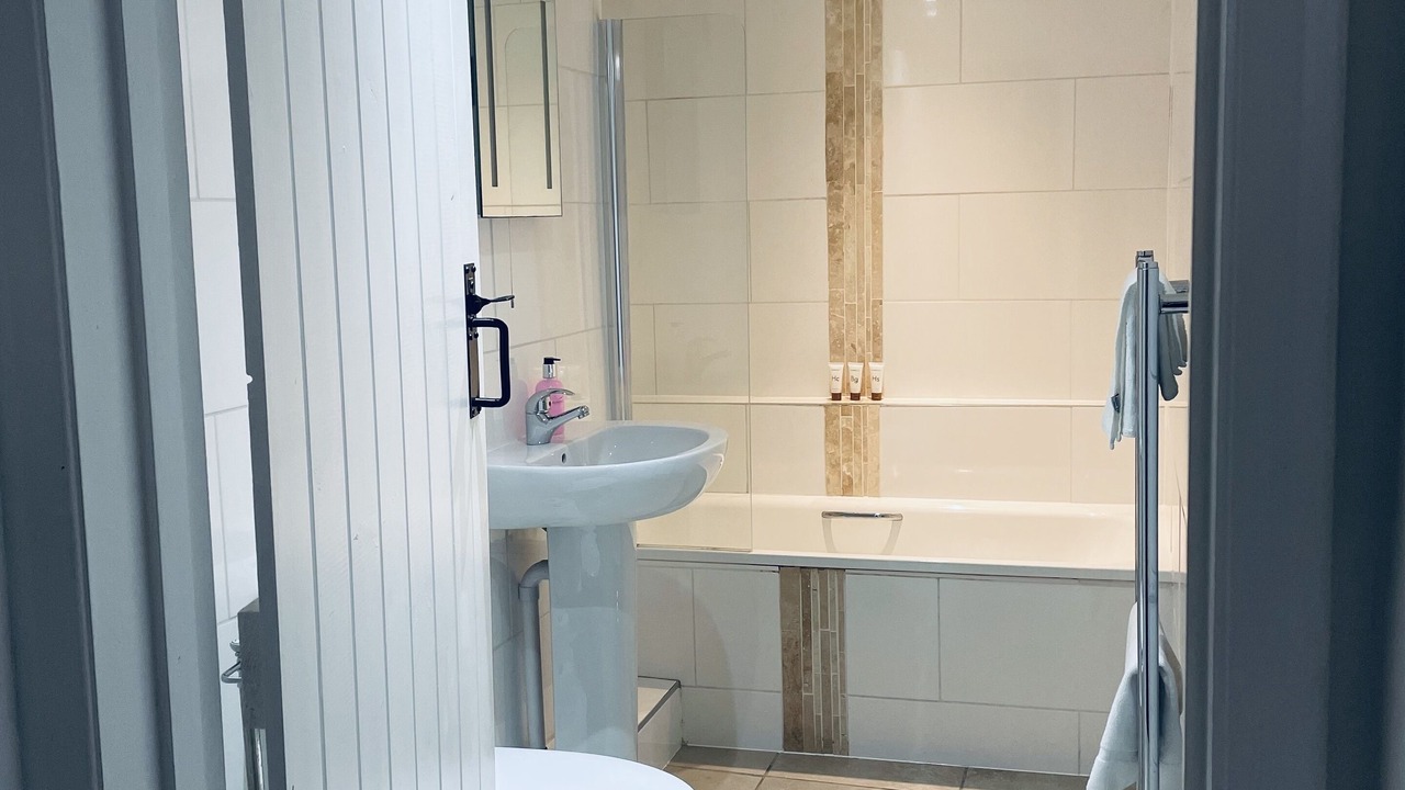 Photo of Bathroom in Totnes