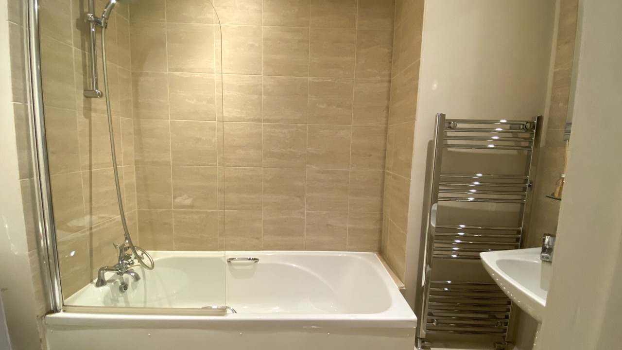 Photo of Bathroom in Totnes