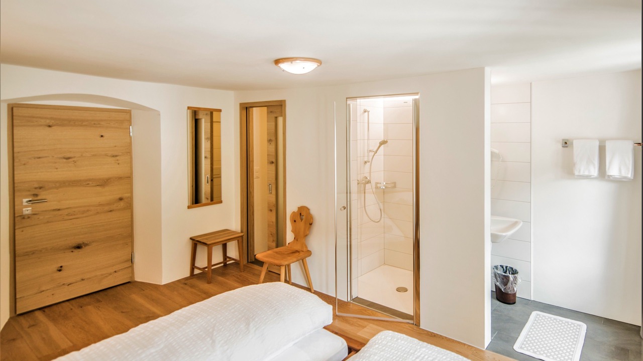 Photo of Bedroom in Mustair