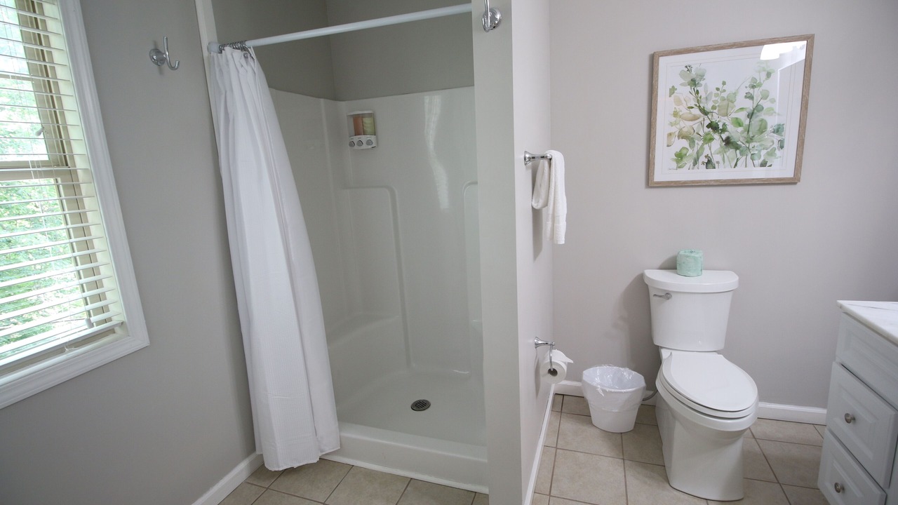 Photo of Bathroom in Dahlonega