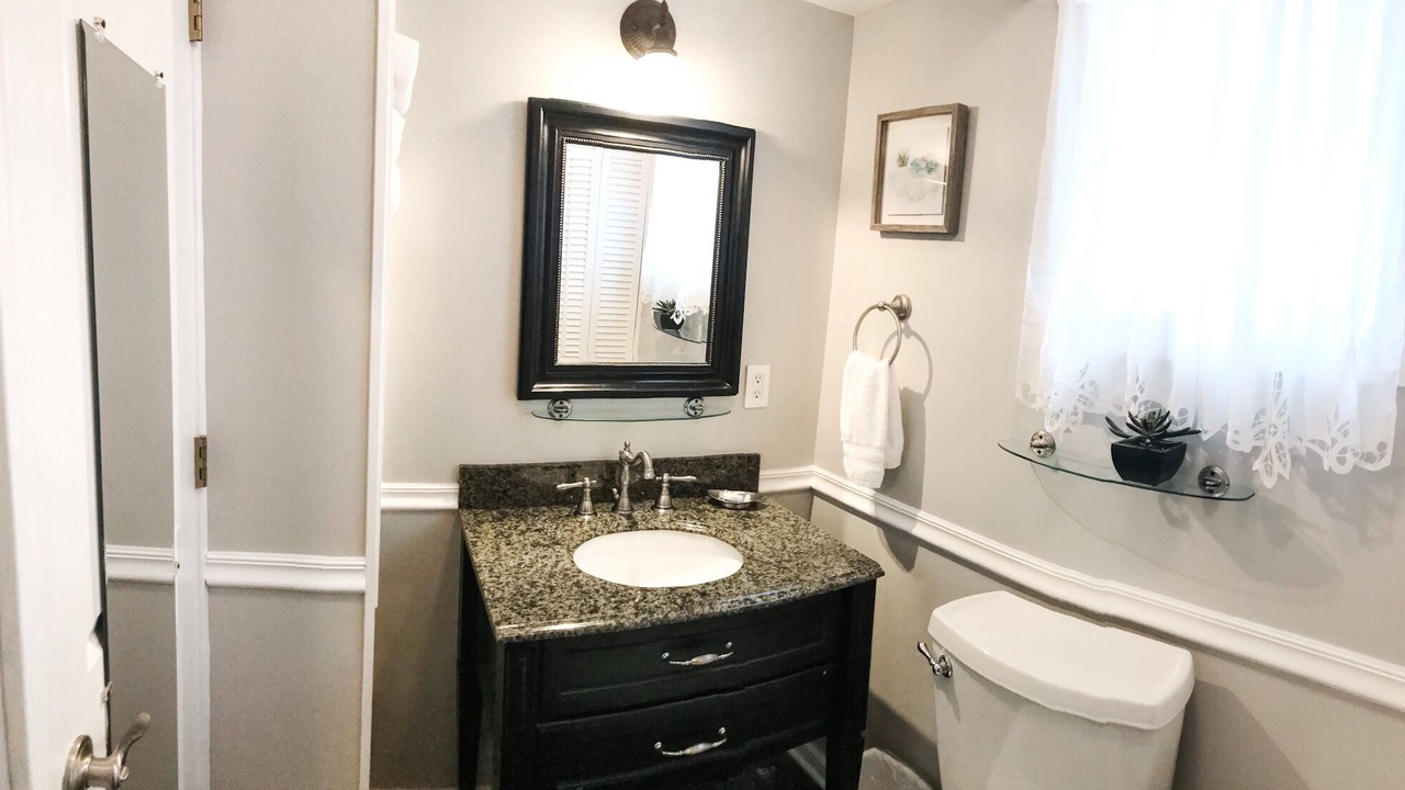 Photo of Bathroom in Dahlonega