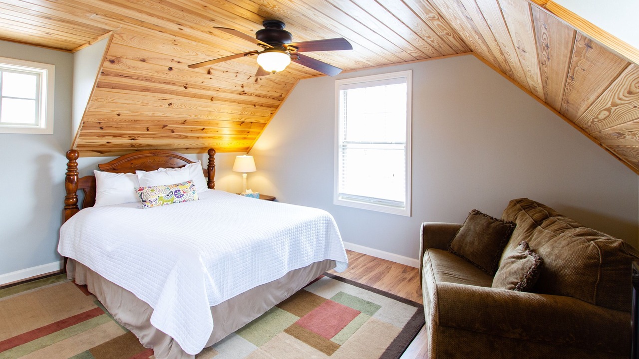 Photo of Bedroom in Dahlonega