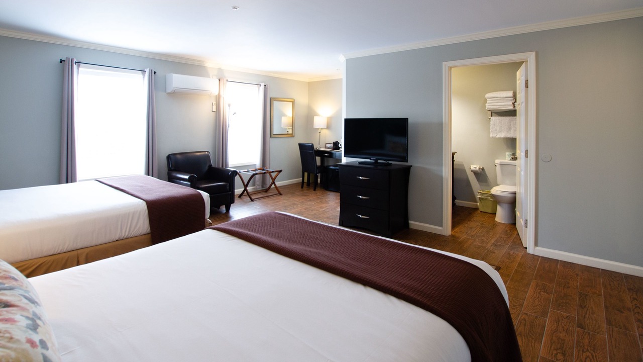 Photo of Bedroom in Dahlonega