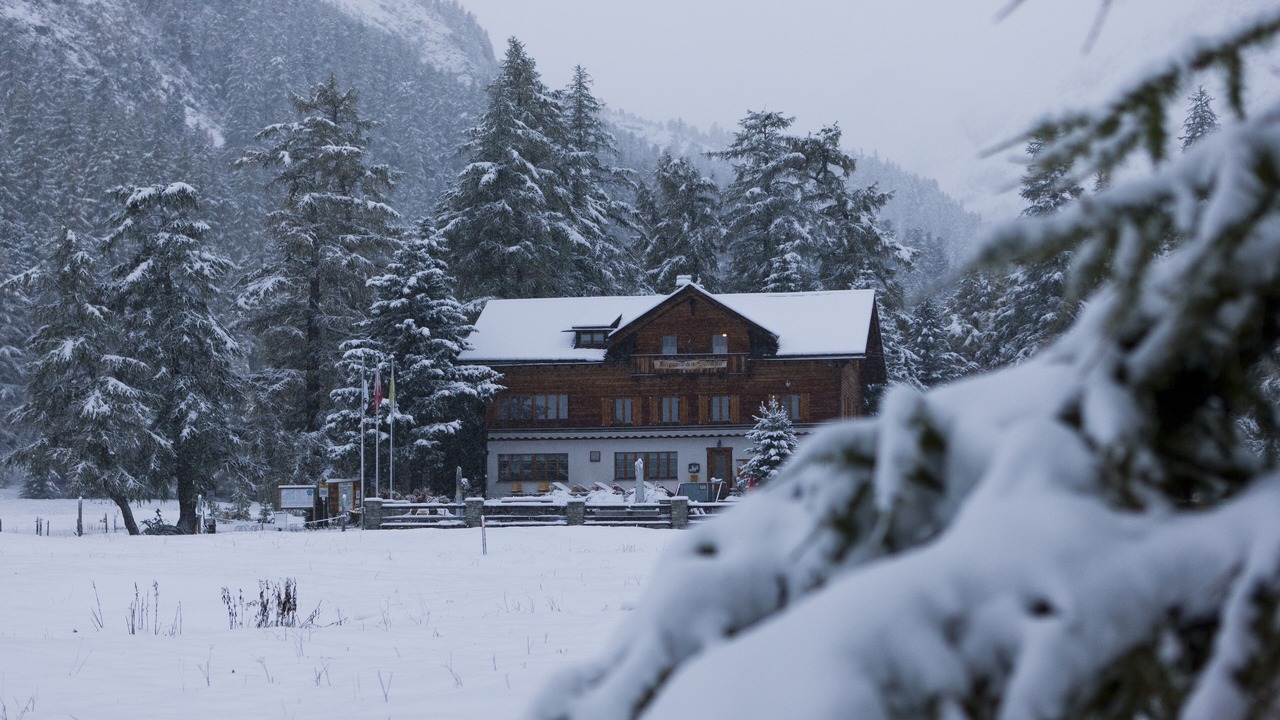 Photo of Outdoor in Bever