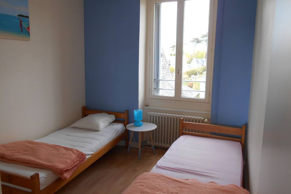 Photo of Bedroom in Carantec