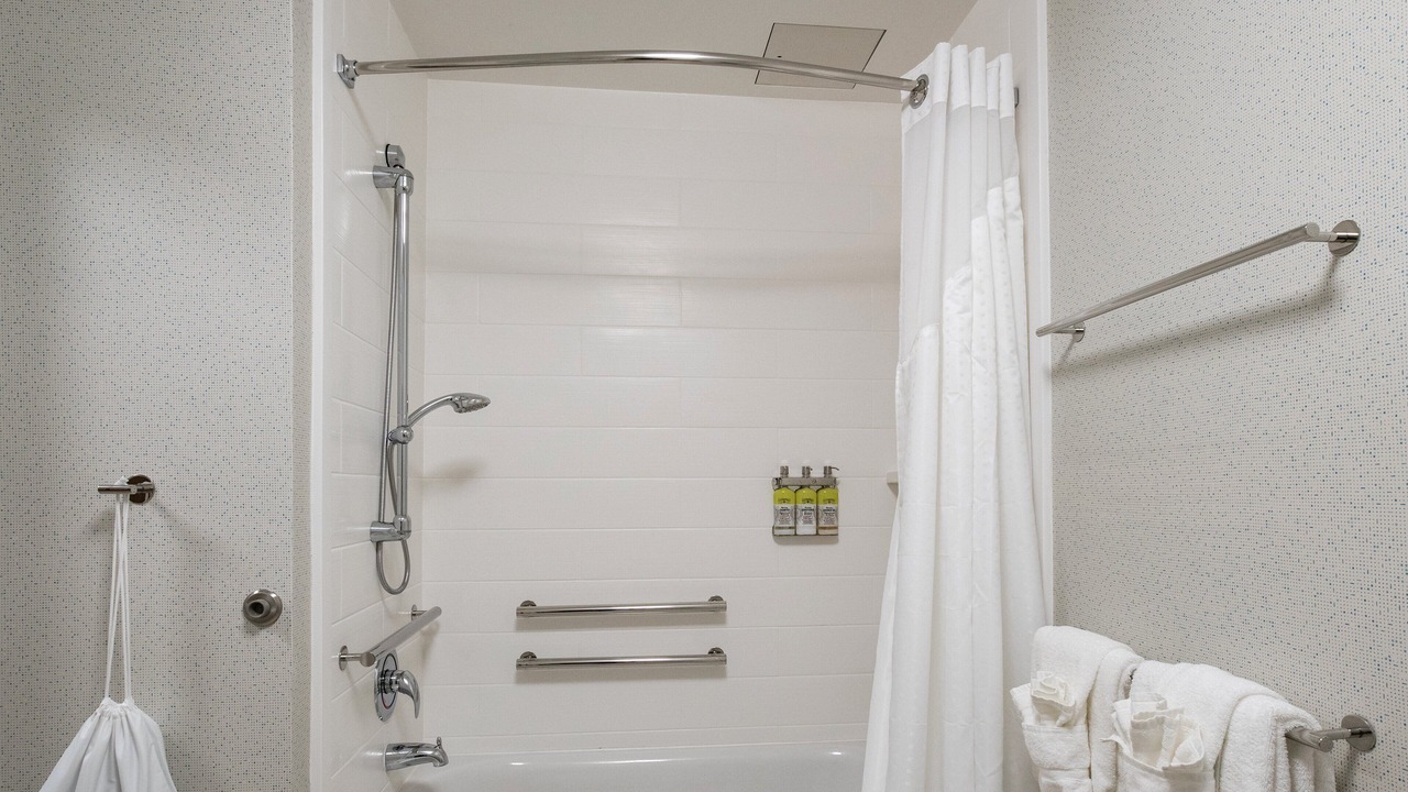 Photo of Bedroom in Sturtevant