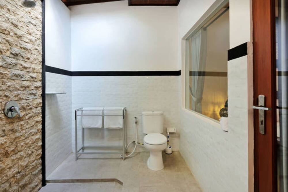 Photo of Bathroom in Legian City-Centre