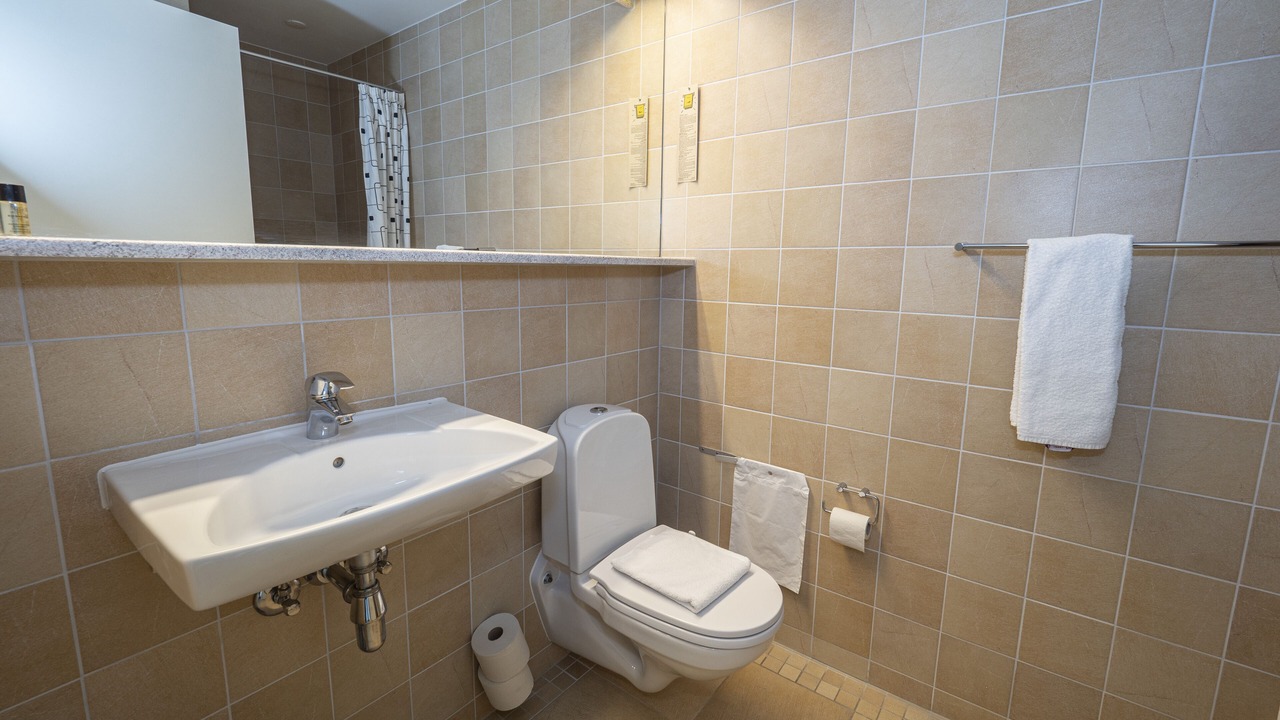 Photo of Others in Sklskr