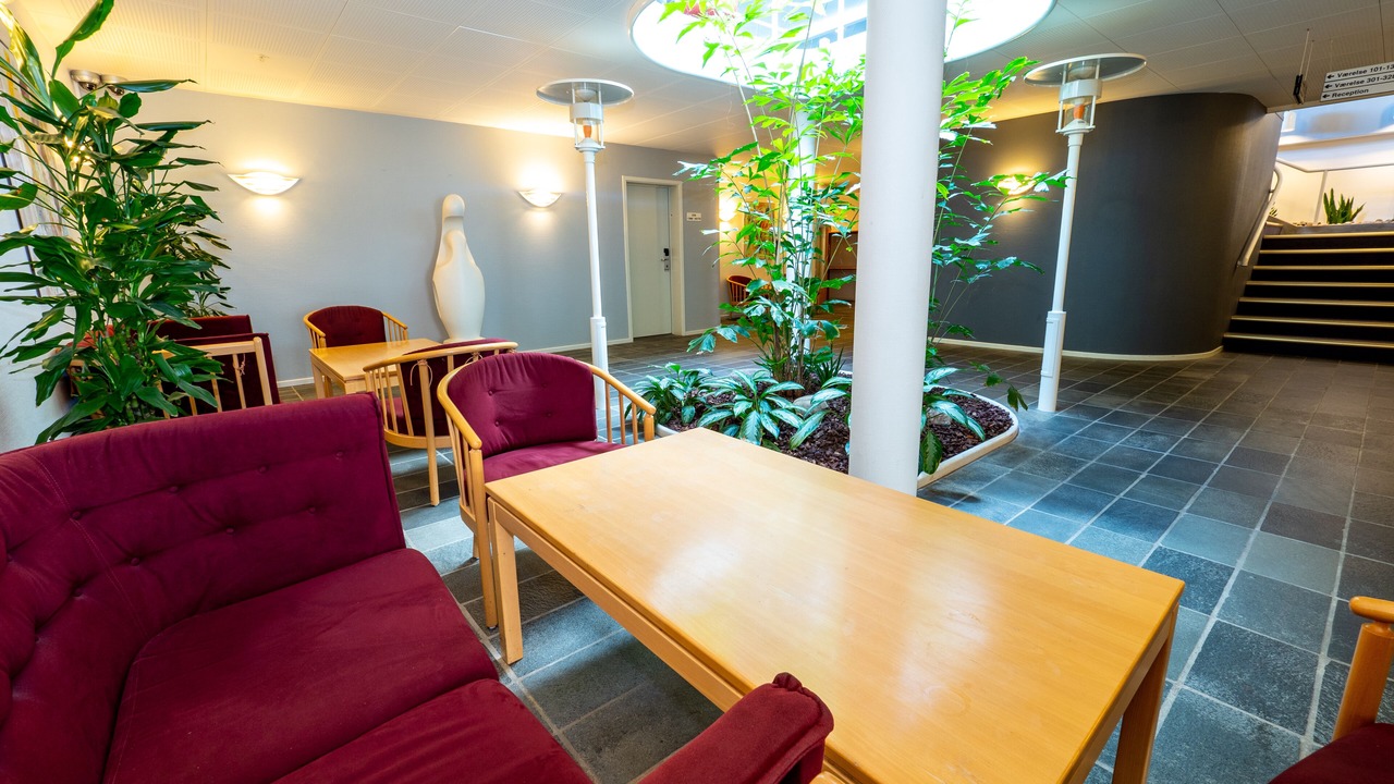 Photo of Others in Sklskr