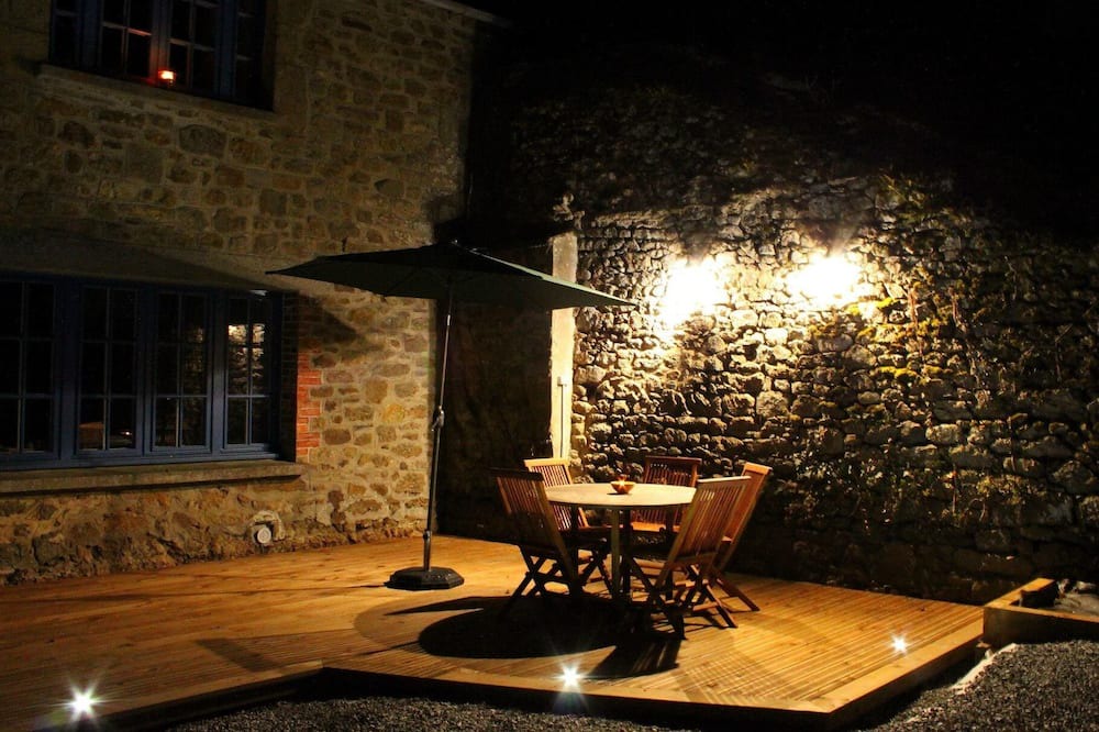 Photo of Outdoor in Saint-Coulomb