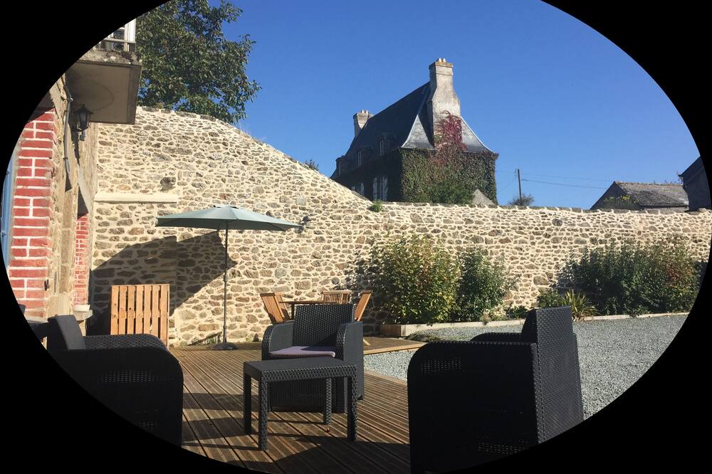 Photo of Others in Saint-Coulomb