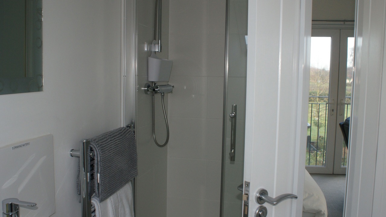 Photo of Bathroom in Aldringham