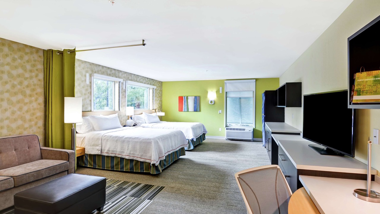 Photo of Bedroom in Palmetto Dunes