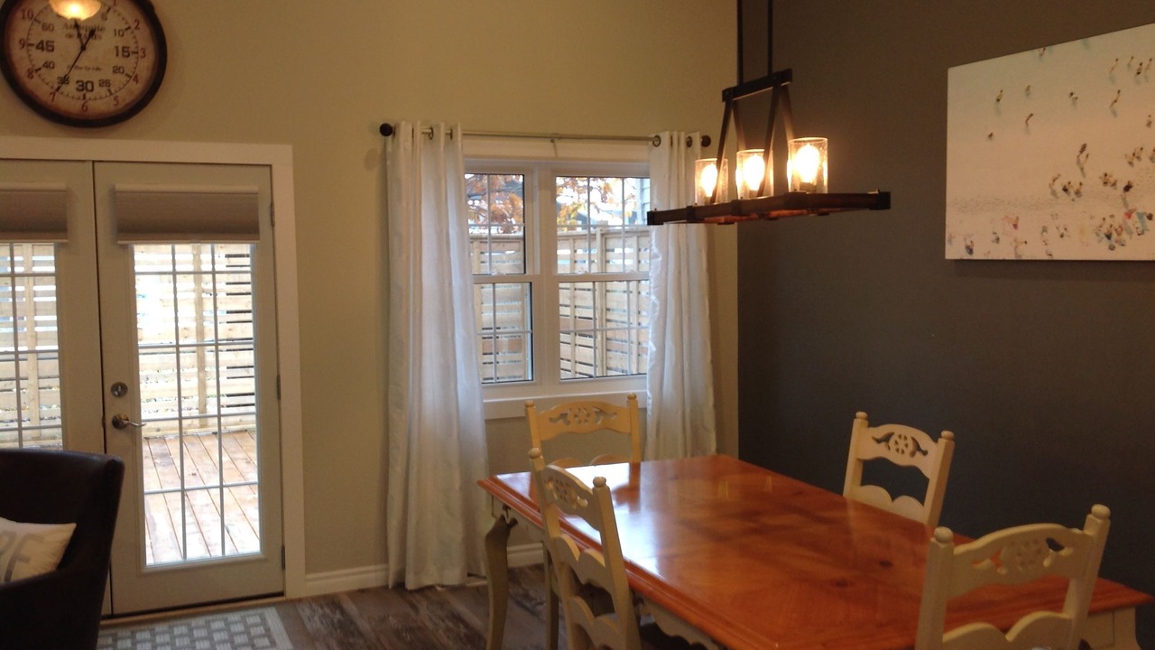 Photo of Bedroom in Crystal Beach