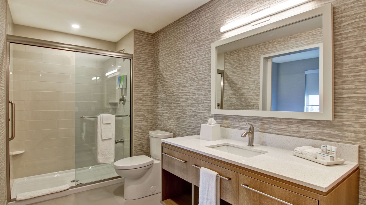 Photo of Bathroom in Dorval