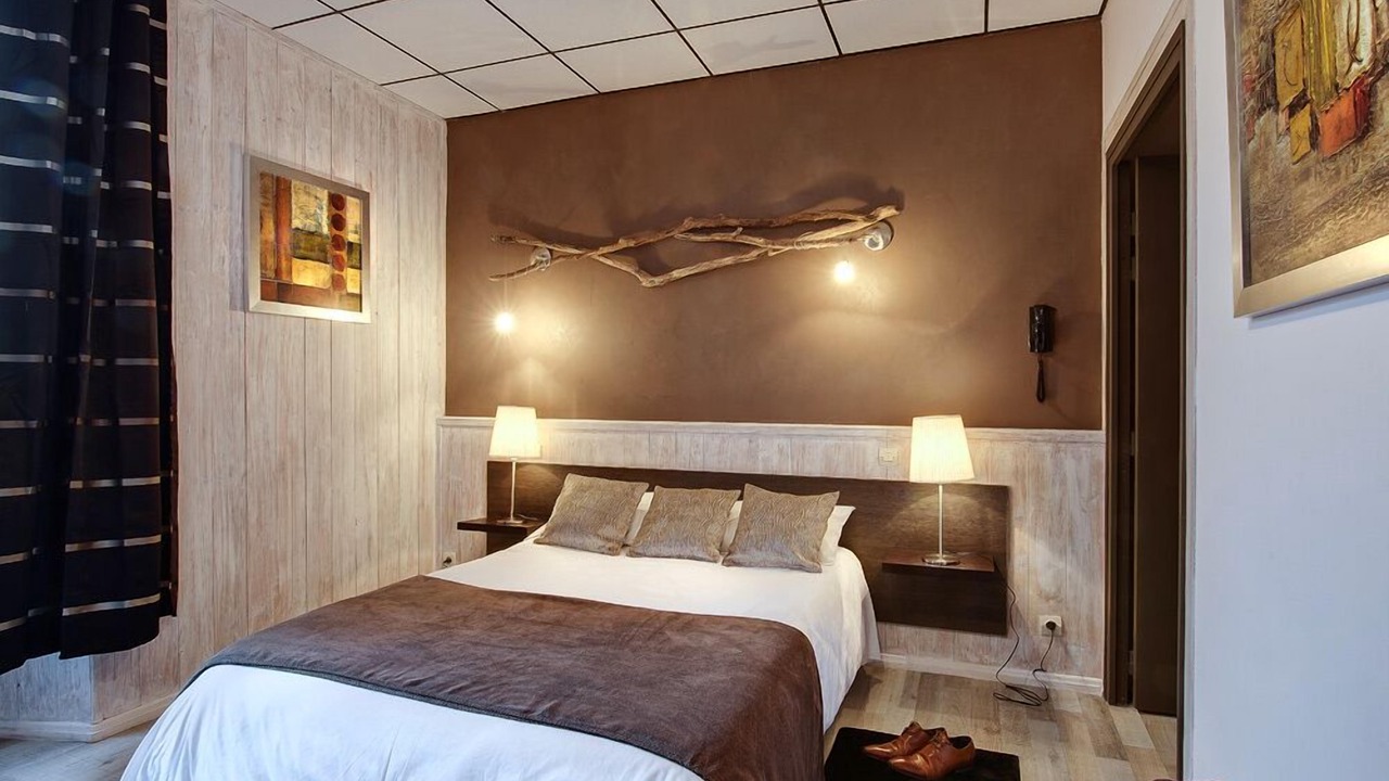 Photo of Bedroom in Veyrier-du-Lac