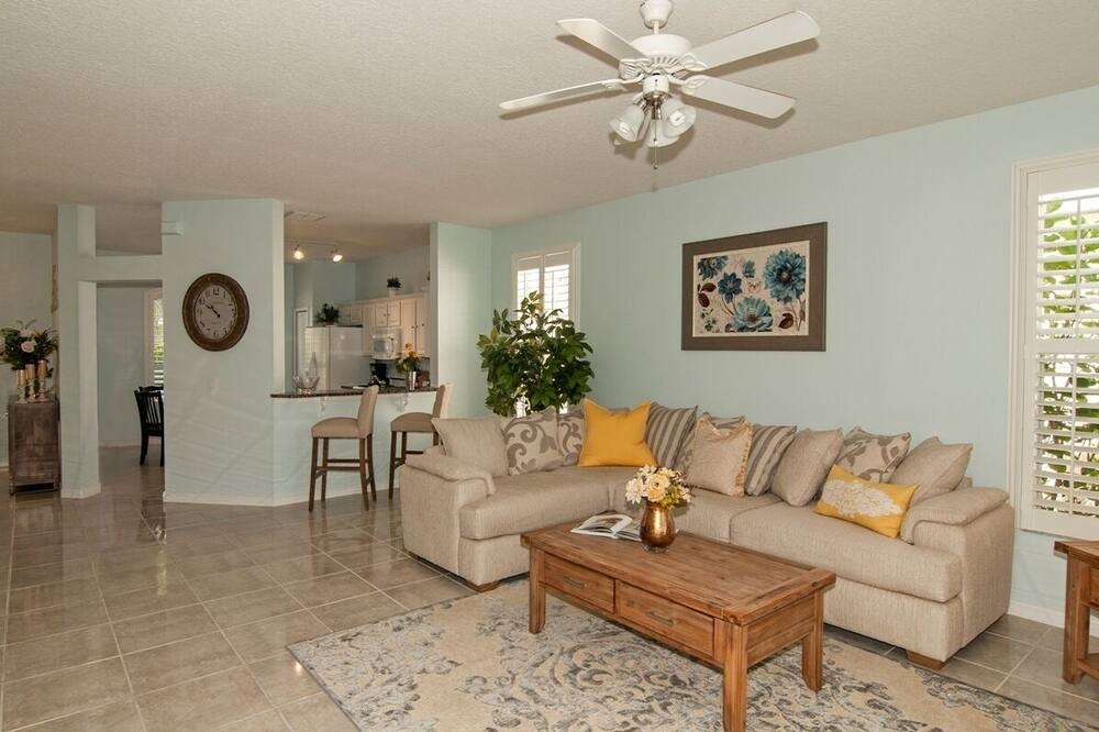 Photo of Livingroom in Esprit