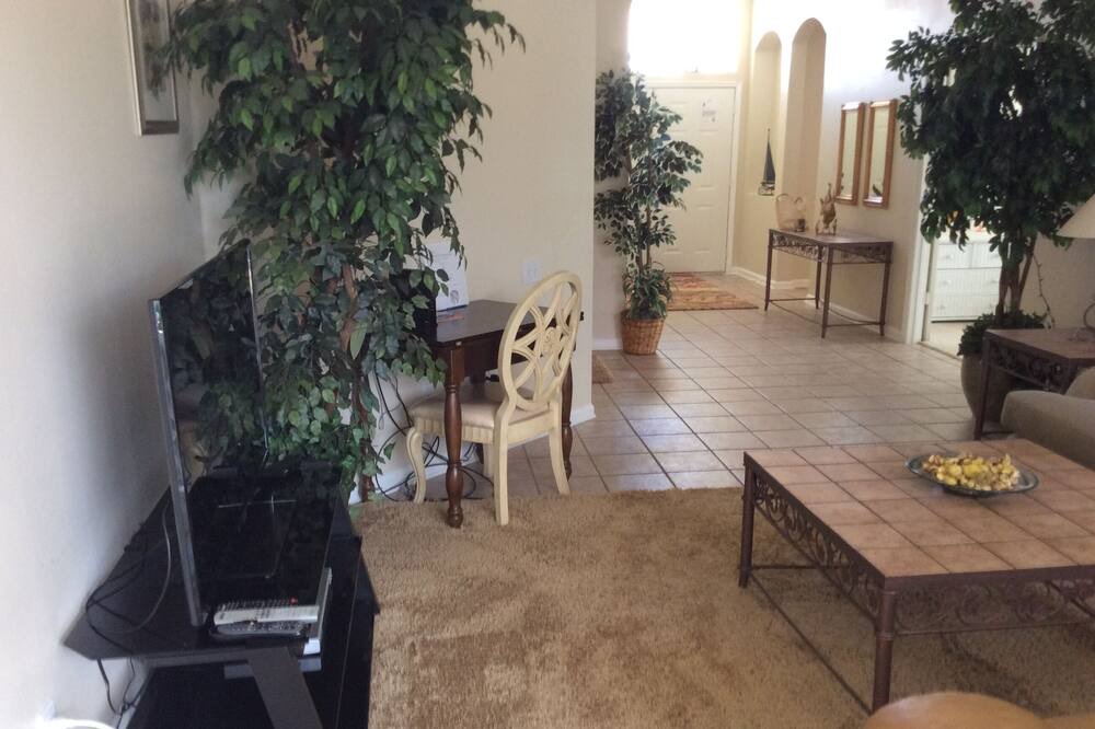 Photo of Others in Windsor Palms