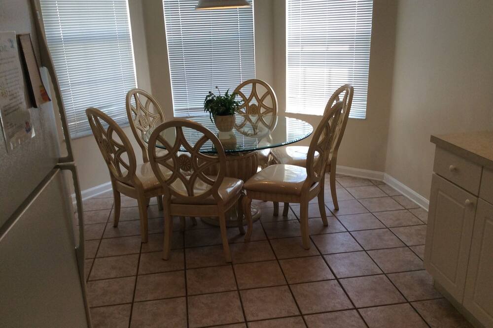 Photo of Kitchen in Windsor Palms