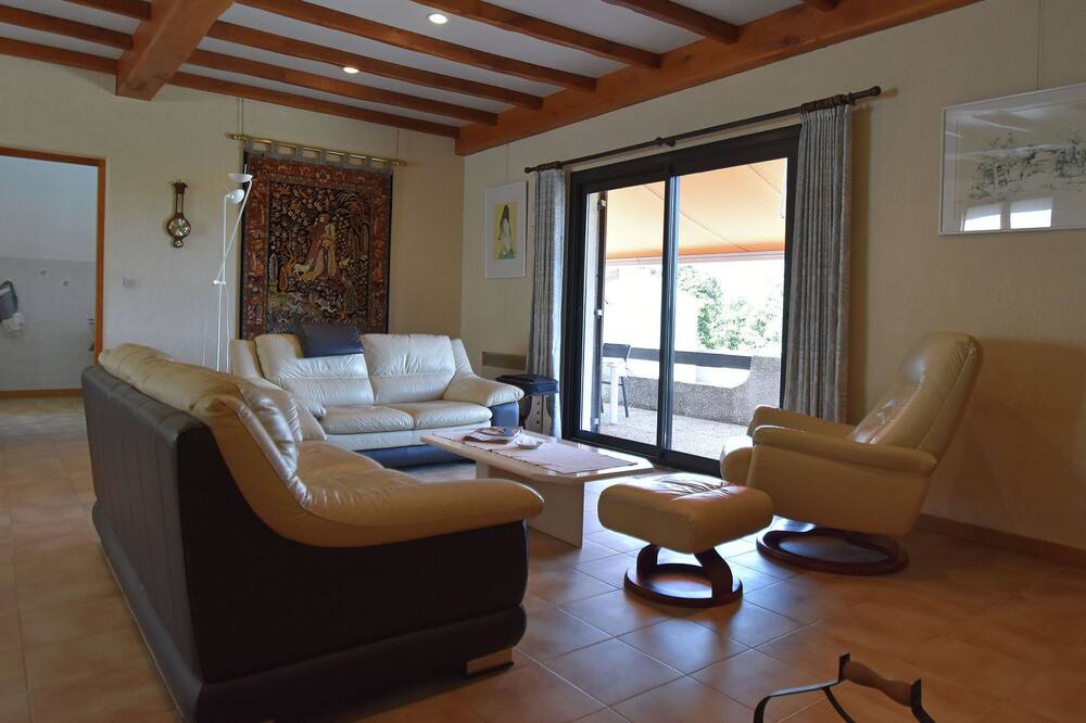 Photo of Livingroom in Argelliers