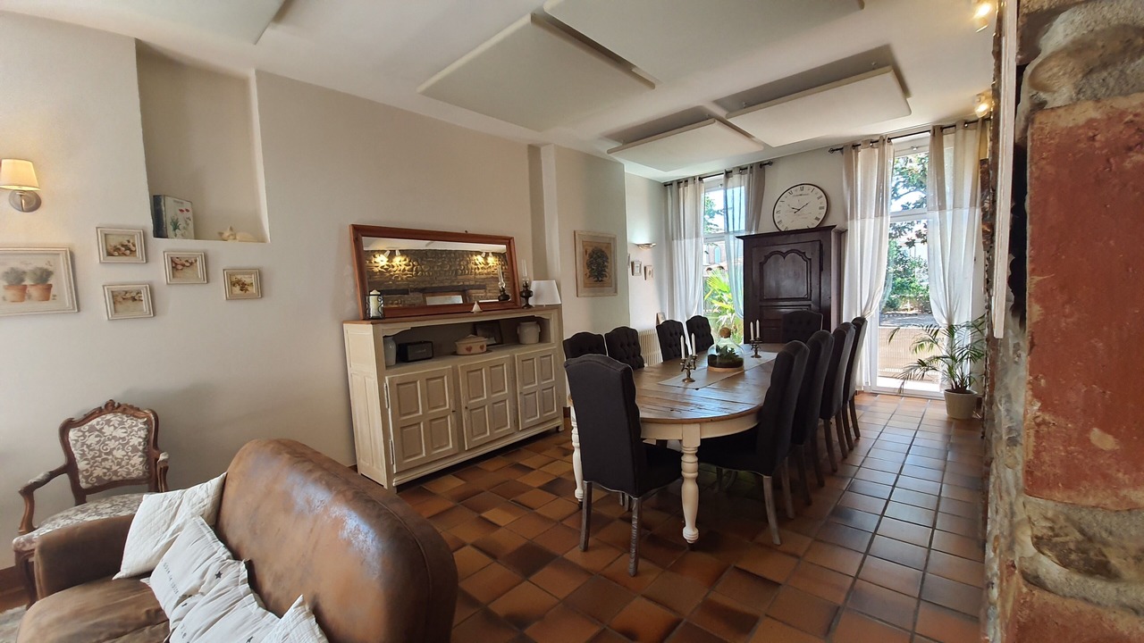 Photo of Livingroom in Labarthe-sur-Leze