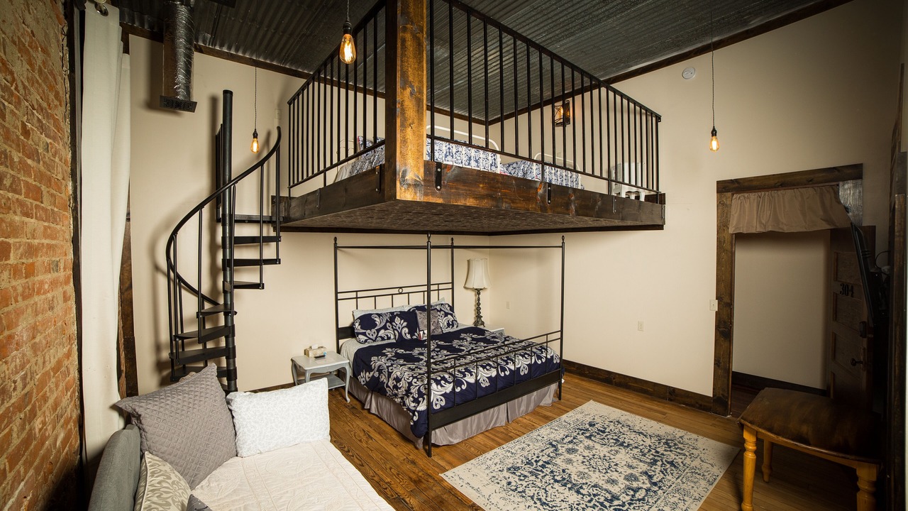 Photo of Others in Casey