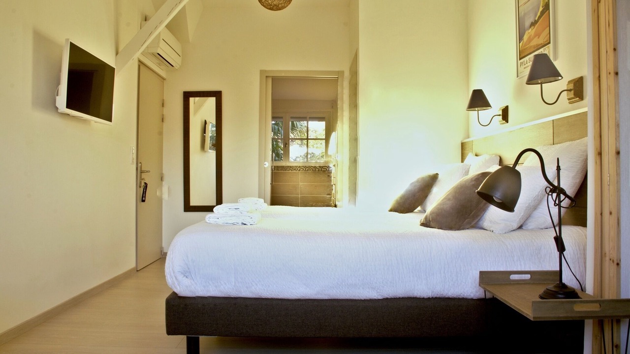 Photo of Bedroom in Taussat