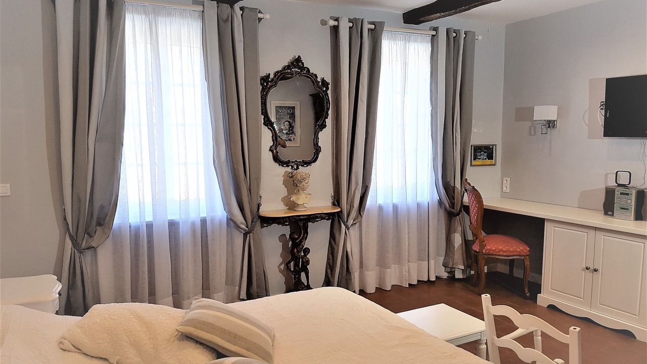 Photo of Bedroom in Grasse