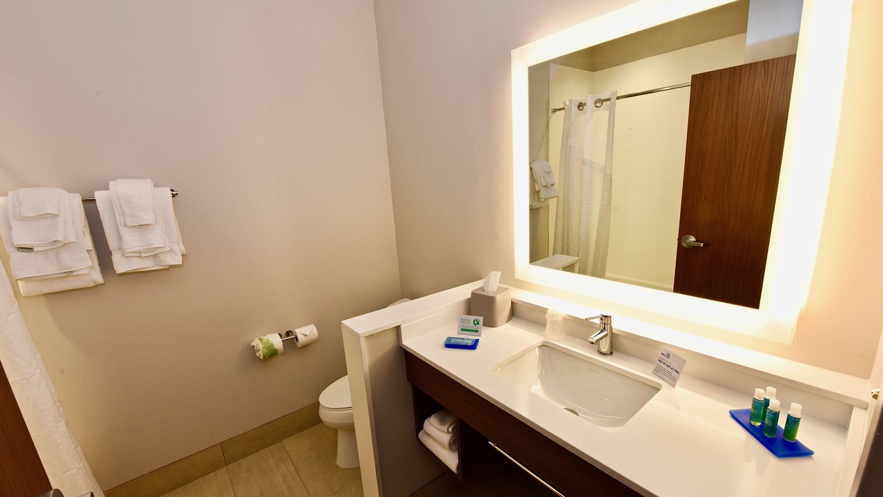 Photo of Bathroom in Perryville
