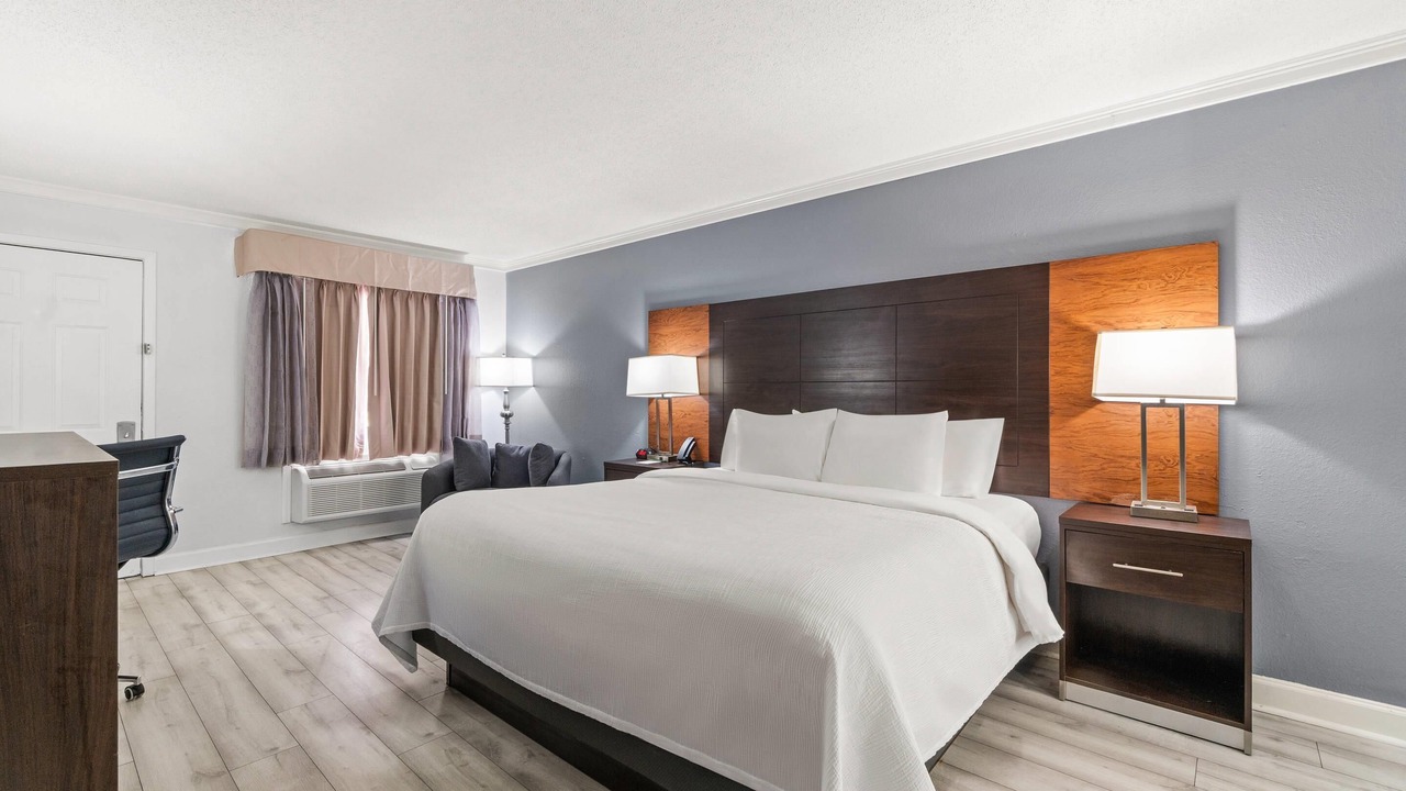 Photo of Bedroom in Forrest City
