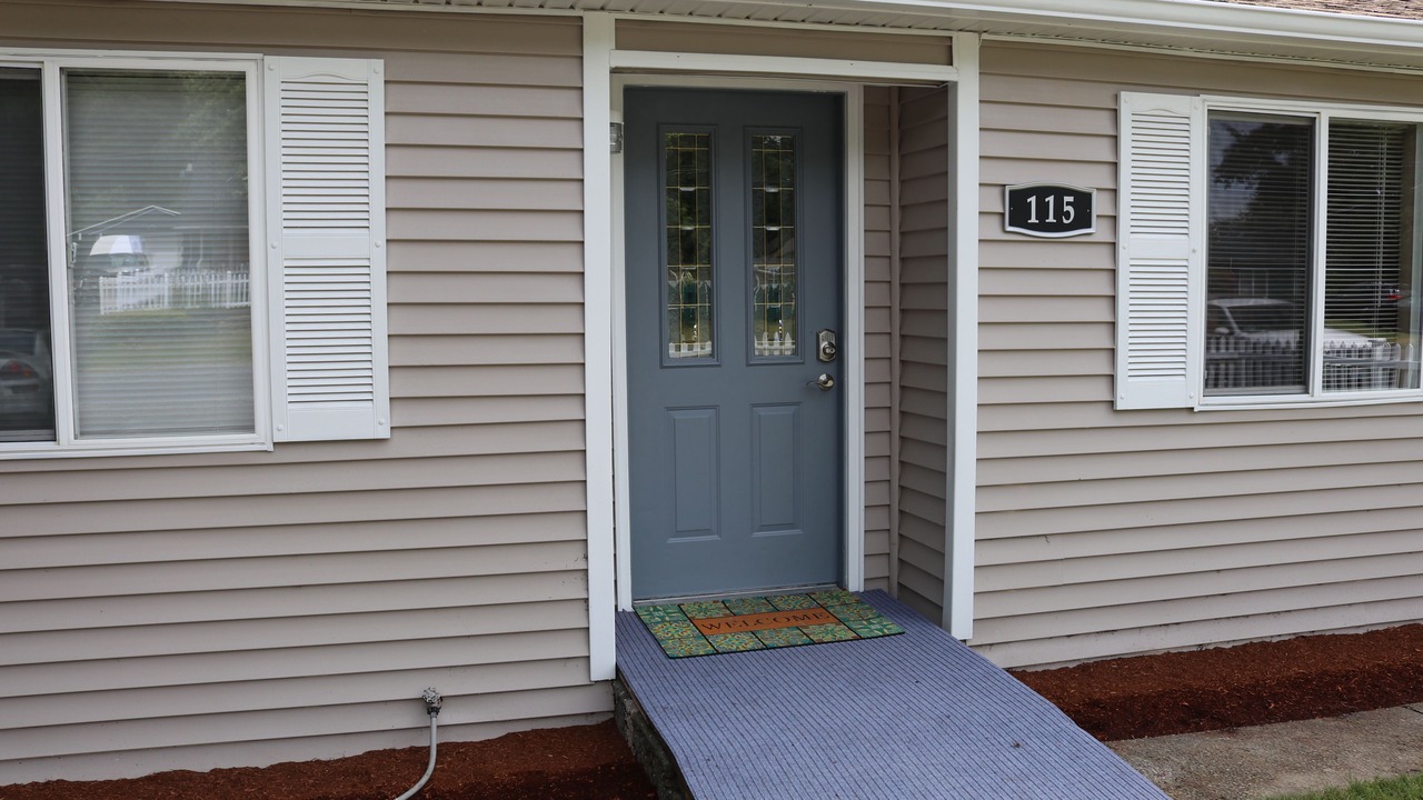 Photo of Outdoor in Haller Lake