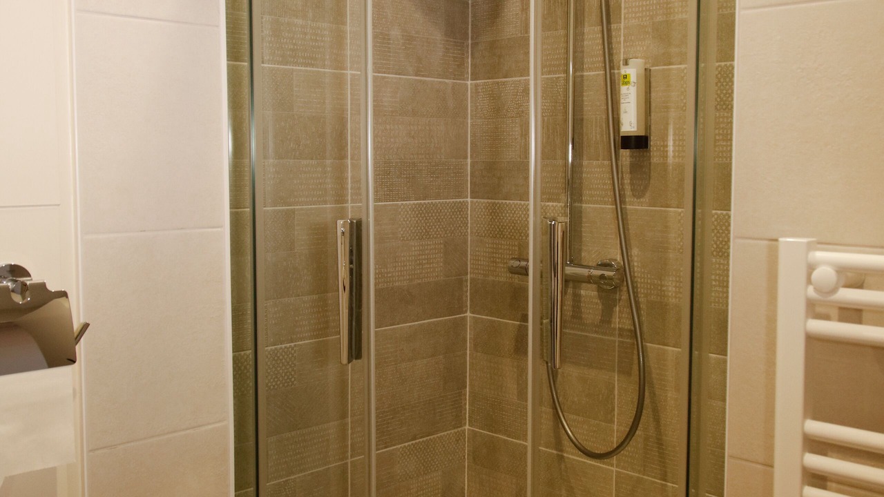 Photo of Bathroom in Vire