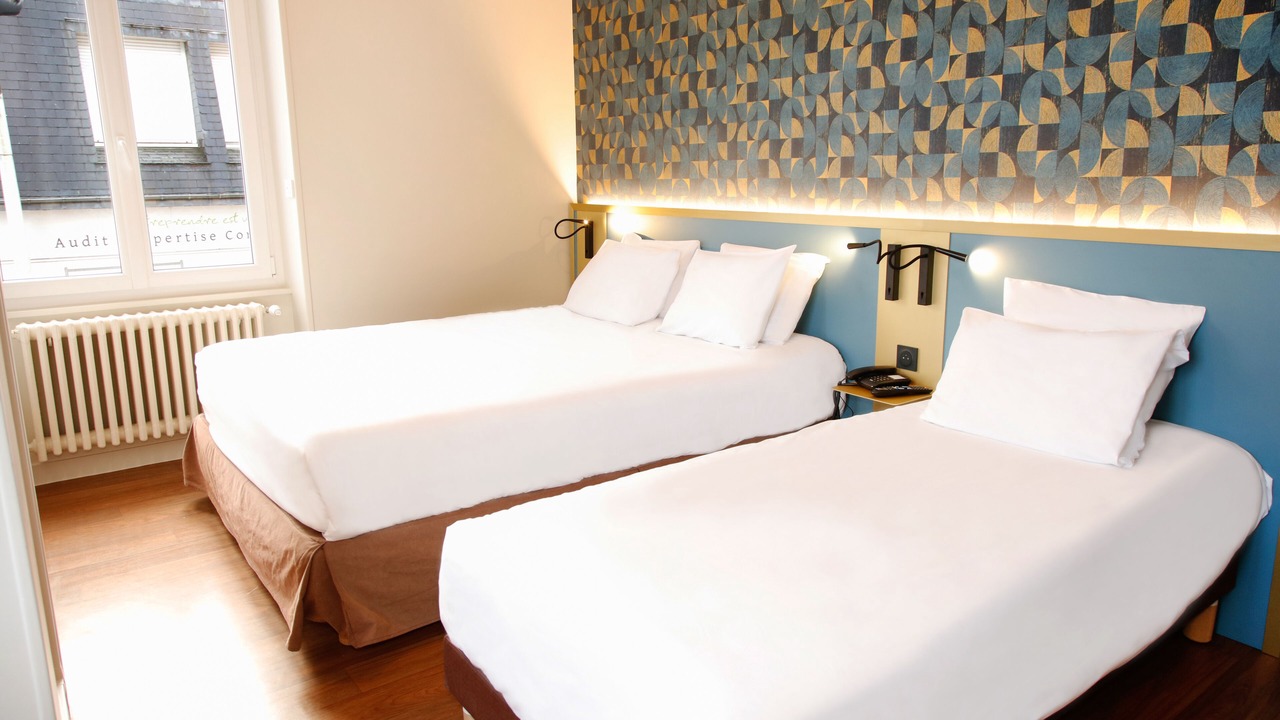 Photo of Others in Vire