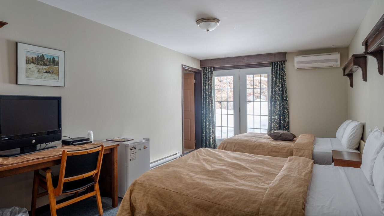 Photo of Bedroom in Saint Aime Des Lacs