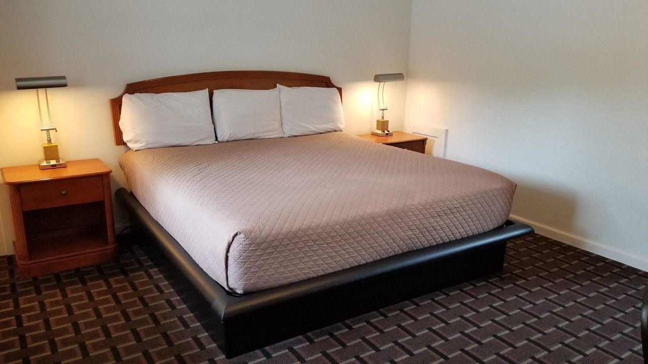 Photo of Bedroom in Breezewood