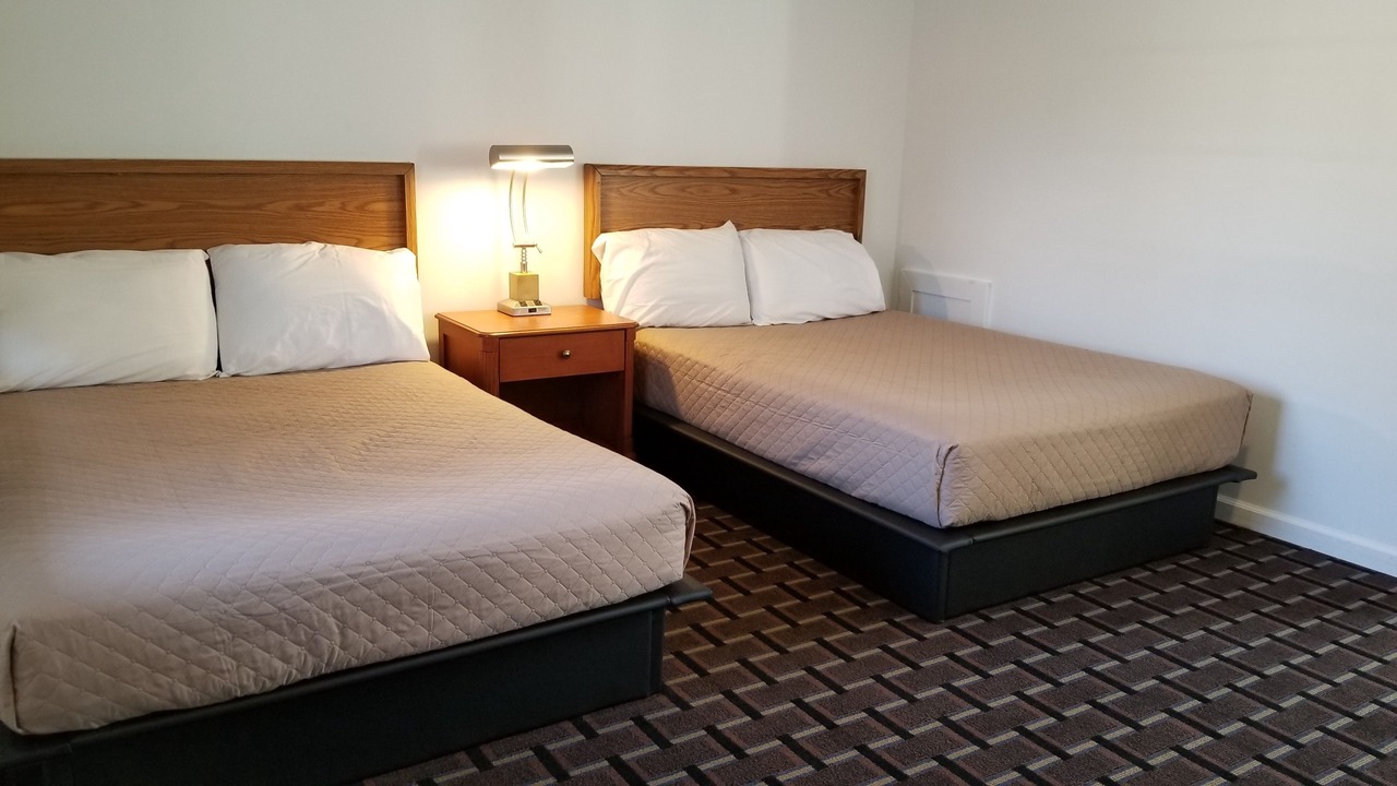 Photo of Bedroom in Breezewood