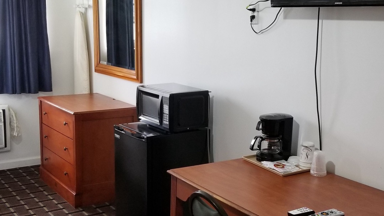Photo of Bedroom in Breezewood