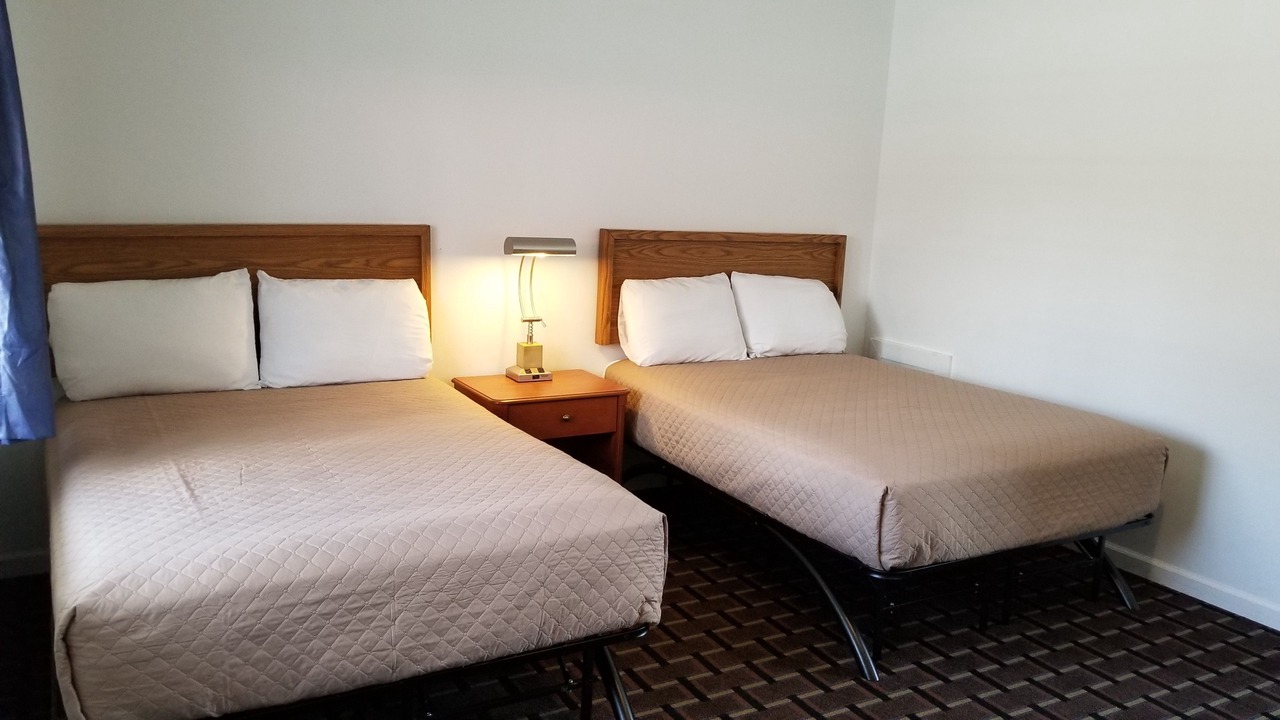 Photo of Bedroom in Breezewood