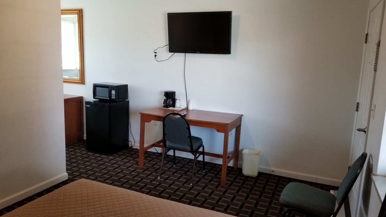 Photo of Bedroom in Breezewood
