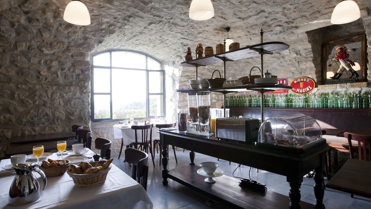 Photo of Others in Banne